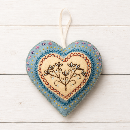 Felt Craft Mini Kit ~ Embroidered Heart