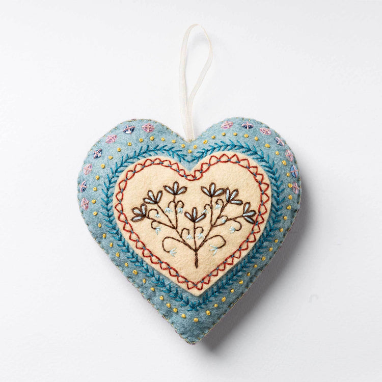 Felt Craft Mini Kit ~ Embroidered Heart