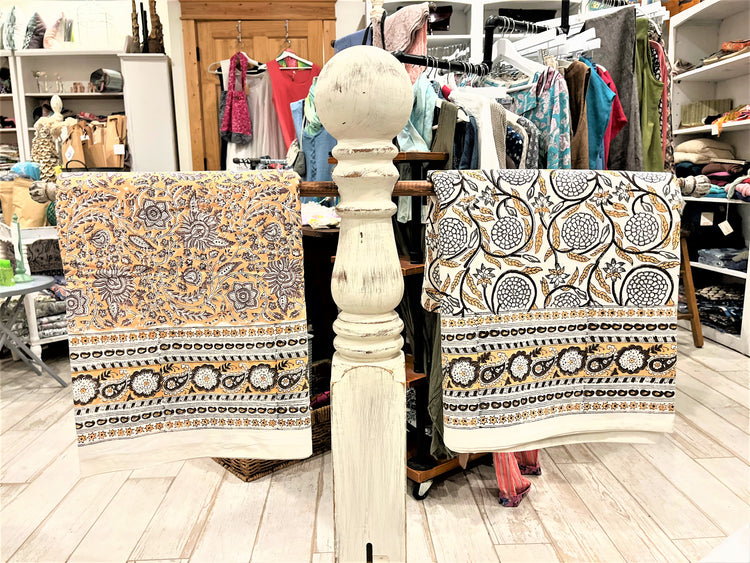 Left Tablecloth: Option A, Right Tablecloth: Option B
